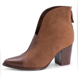 Chocolat Blu Bonita Brown Nubuck Booties Size 36 (6) NIB